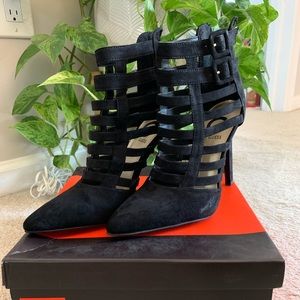 G by Guess strappy black heels